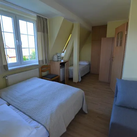 Antoja Проживание в семье