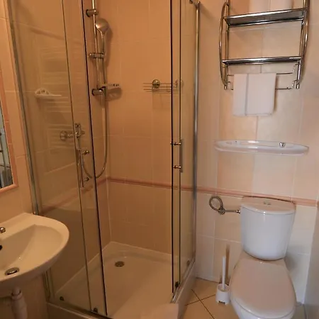 Antoja Проживание в семье