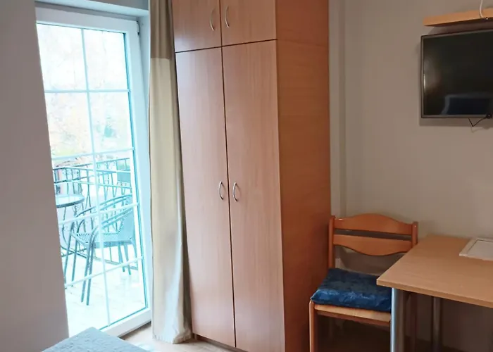 Antoja ホームステイ グジボボ